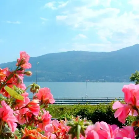 Apartment In A Residence On Lake Maggiore Near The Beach Verbania